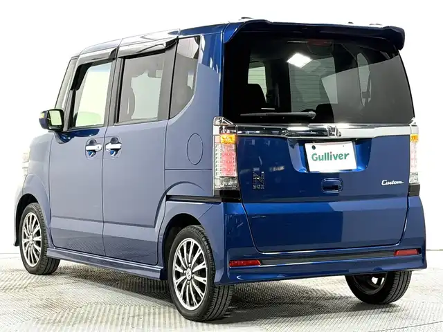 ホンダ Ｎ ＢＯＸ カスタム ターボ SSパッケージ 大阪府 2014(平26)年 2.1万km プレミアムダイナミックブルーパール 純正ナビTV バックカメラ 両側パワースライドドア シートヒーター クルーズコントロール 衝突軽減ブレーキ スマートキー プッシュスタート アイドリングストップ オートライト HIDヘッドライト ETC