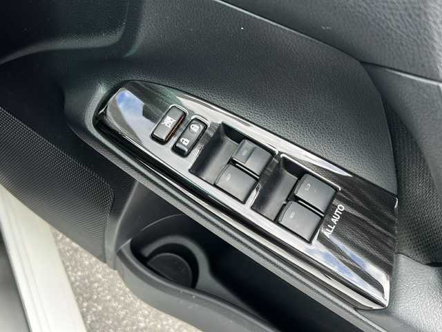 トヨタ マークＸ 250G Sパッケージ リラックス 茨城県 2010(平22)年 17.1万km ホワイトパールクリスタルシャイン 純正HDDナビ【NHZN-W59G】/(地デジTV・CD・DVD・BT・ラジオ再生)/クルーズコントロール/パワーシート/ETC/バックカメラ/ドライブレコーダー/オートライト/HIDヘッドライト/純正16inアルミホイール/フロアマット/スマートキー/スペアキー