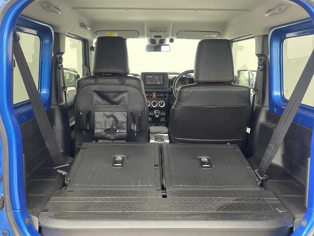 スズキ ジムニー XC 道央・札幌 2019(平31)年 3.2万km ブリスクブルーメタリック/ブラック2トーンルーフ ・４WD/・衝突被害軽減ブレーキ/・レーンキープアシスト/・オートハイビーム/・クルーズコントロール/・ダウンヒルアシスト/・シートヒーター/・アイドリングストップ/・社外ディスプレイオーディオ/・バックカメラ/・Bluetooth/・CD/DVD/・ETC/・ドライブレコーダー/・LEDヘッドライト/・純正マッドフラップ/・スマートキー/・プッシュスタート/・横滑り防止装置/・電格ミラー/・全席シートカバー