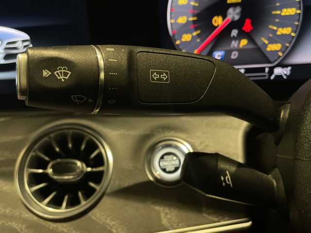 メルセデス・ベンツ ＣＬＳ４５０ 4マチック スポーツ 新潟県 2019(平31)年 3.9万km オブシディアンブラック オプション装備/パナメリカーナグリル/エクスクルーシブパッケージ/・アクティブマルチコントロールシート/・ドライビングダイナミックシート、リラクゼーション機能/・ナッパレーザー/・シートベンチレーター/・アクティブマルチコントロールシートバック/・ヘッドアップディスプレイ/・Brumesterサラウンドシステム/・ガラス・スライディングルーフ/標準装備/HDDナビ【BT/フルセグ/USB/SDカードスロット】/AppleCarPlay、AndroidAuto/ETC2.0/レーダーセーフティパッケージ/・ディスタンスアシスト・ディストロニック/・ステアリングアシスト/・レーンチェンジングアシスト/・エマージェンシーストップアシスト/・ブラインドスポットアシスト/・レーンキーピングアシスト/アダプティブブレーキ(ホールド、ヒルスタート)/アダプティブハイビームアシスト・プラス/360°カメラ/パークトロニック/アクティブパーキングアシスト/パドルシフト/アンビエントライト/フットトランクオープナー/シートヒーター、ベンチレーター