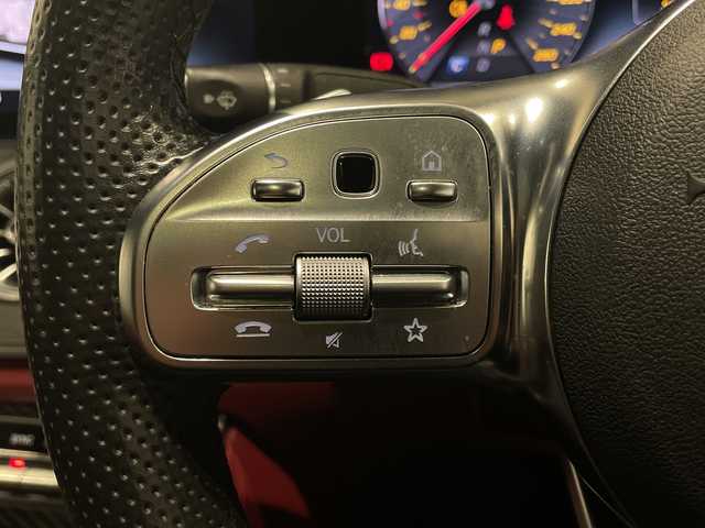 メルセデス・ベンツ ＣＬＳ４５０ 4マチック スポーツ 新潟県 2019(平31)年 3.9万km オブシディアンブラック オプション装備/パナメリカーナグリル/エクスクルーシブパッケージ/・アクティブマルチコントロールシート/・ドライビングダイナミックシート、リラクゼーション機能/・ナッパレーザー/・シートベンチレーター/・アクティブマルチコントロールシートバック/・ヘッドアップディスプレイ/・Brumesterサラウンドシステム/・ガラス・スライディングルーフ/標準装備/HDDナビ【BT/フルセグ/USB/SDカードスロット】/AppleCarPlay、AndroidAuto/ETC2.0/レーダーセーフティパッケージ/・ディスタンスアシスト・ディストロニック/・ステアリングアシスト/・レーンチェンジングアシスト/・エマージェンシーストップアシスト/・ブラインドスポットアシスト/・レーンキーピングアシスト/アダプティブブレーキ(ホールド、ヒルスタート)/アダプティブハイビームアシスト・プラス/360°カメラ/パークトロニック/アクティブパーキングアシスト/パドルシフト/アンビエントライト/フットトランクオープナー/シートヒーター、ベンチレーター