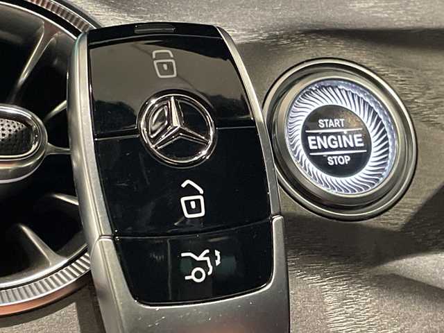 メルセデス・ベンツ ＣＬＳ４５０ 4マチック スポーツ 新潟県 2019(平31)年 3.9万km オブシディアンブラック オプション装備/パナメリカーナグリル/エクスクルーシブパッケージ/・アクティブマルチコントロールシート/・ドライビングダイナミックシート、リラクゼーション機能/・ナッパレーザー/・シートベンチレーター/・アクティブマルチコントロールシートバック/・ヘッドアップディスプレイ/・Brumesterサラウンドシステム/・ガラス・スライディングルーフ/標準装備/HDDナビ【BT/フルセグ/USB/SDカードスロット】/AppleCarPlay、AndroidAuto/ETC2.0/レーダーセーフティパッケージ/・ディスタンスアシスト・ディストロニック/・ステアリングアシスト/・レーンチェンジングアシスト/・エマージェンシーストップアシスト/・ブラインドスポットアシスト/・レーンキーピングアシスト/アダプティブブレーキ(ホールド、ヒルスタート)/アダプティブハイビームアシスト・プラス/360°カメラ/パークトロニック/アクティブパーキングアシスト/パドルシフト/アンビエントライト/フットトランクオープナー/シートヒーター、ベンチレーター