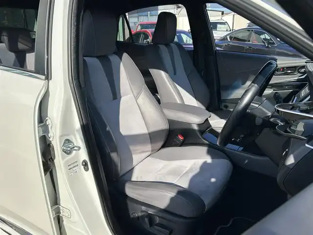 トヨタ ハリアー プレミアム スタイルアッシュ 愛媛県 2016(平28)年 8.4万km ホワイトパールクリスタルシャイン ディーラーオプション純正ナビ/BT/AM・FM/CD/DVD/フルセグTV/ETC/前方ドライブレコーダー/バックカメラ/クルーズコントロール/レーンキープアシスト/衝突軽減システム/横滑り防止装置/ステアリングスイッチ/D+N席パワーシート・シートヒーター/モデリスタエアロパーツ/アルパインツイータ－/純正フロアマット/純正アルミホイール