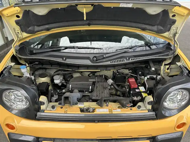 スズキ スペーシア ギア HYBRID XZ 福島県 2019(平31)年 3.4万km アクティブイエロー/ガンメタリック2トーン ・純正サイドデカール/・純正ナビ(CN-RZ843)/(DVD/CD/Bluetooth/ワンセグTV/SD)/・全方位モニター/・ETC/・前方ドライブレコーダー/・両側パワースライドドア/・デュアルセンサーブレーキサポート/・車線維持支援機能/・オートライト/・LEDヘッドライト/・シートヒーター/・ルーフレール/・スマートキー/・プッシュスタート/・純正14インチアルミホイール/・純正ゴムマット
