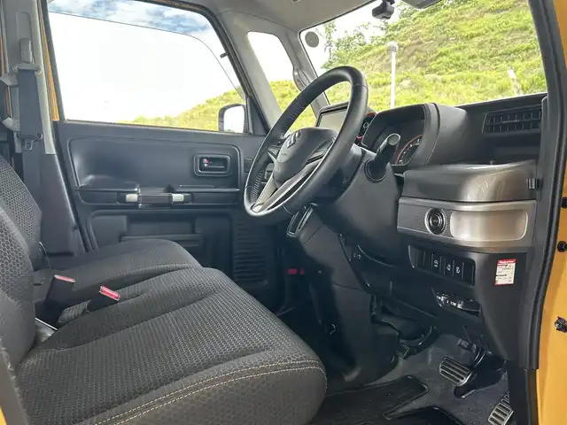 スズキ スペーシア ギア HYBRID XZ 福島県 2019(平31)年 3.4万km アクティブイエロー/ガンメタリック2トーン ・純正サイドデカール/・純正ナビ(CN-RZ843)/(DVD/CD/Bluetooth/ワンセグTV/SD)/・全方位モニター/・ETC/・前方ドライブレコーダー/・両側パワースライドドア/・デュアルセンサーブレーキサポート/・車線維持支援機能/・オートライト/・LEDヘッドライト/・シートヒーター/・ルーフレール/・スマートキー/・プッシュスタート/・純正14インチアルミホイール/・純正ゴムマット