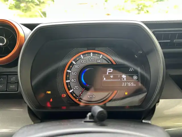 スズキ スペーシア ギア HYBRID XZ 福島県 2019(平31)年 3.4万km アクティブイエロー/ガンメタリック2トーン ・純正サイドデカール/・純正ナビ(CN-RZ843)/(DVD/CD/Bluetooth/ワンセグTV/SD)/・全方位モニター/・ETC/・前方ドライブレコーダー/・両側パワースライドドア/・デュアルセンサーブレーキサポート/・車線維持支援機能/・オートライト/・LEDヘッドライト/・シートヒーター/・ルーフレール/・スマートキー/・プッシュスタート/・純正14インチアルミホイール/・純正ゴムマット