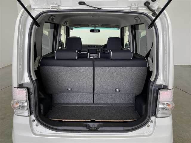 ダイハツ ムーヴ コンテ カスタム RS 埼玉県 2014(平26)年 9.5万km パールホワイトⅢ 純正ナビ　バックカメラ　キセノンヘッドライト　スマートキー　純正アルミホイール　純正フロアマット　ＵＳＢ　ＤＶＤ再生　地デジＴＶ　電動格納ミラー　オートエアコン　ターボ　革巻きステアリング