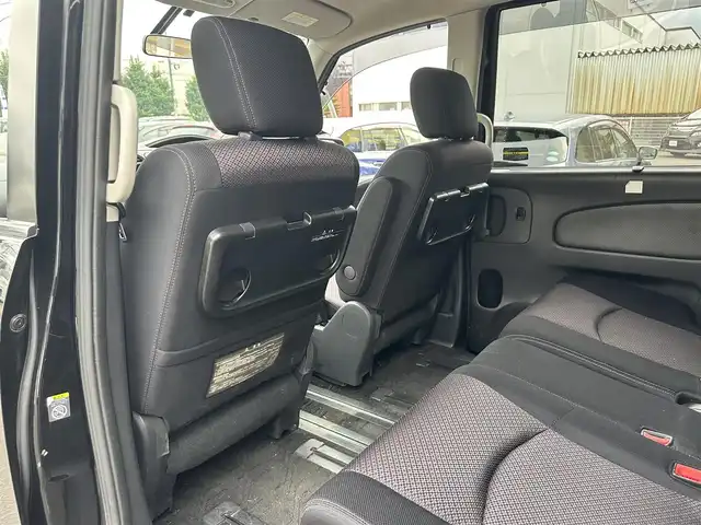 日産 セレナ ハイウェイスター Vセレクション 道北・旭川 2012(平24)年 10.6万km スーパーブラック (株)IDOMが運営する【じしゃロン旭川店】の自社ローン専用車両になります。こちらは現金またはオートローンご利用時の価格です。自社ローンご希望の方は別途その旨お申付け下さい/　/・社外ナビ(CD/DVD/BT/SD/フルセグ)/・バックカメラ/・ETC/・クルーズコントロール/・両側パワースライドドア/・積込サマータイヤ 195/65R15