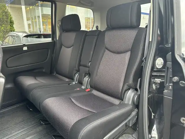 日産 セレナ ハイウェイスター Vセレクション 道北・旭川 2012(平24)年 10.6万km スーパーブラック (株)IDOMが運営する【じしゃロン旭川店】の自社ローン専用車両になります。こちらは現金またはオートローンご利用時の価格です。自社ローンご希望の方は別途その旨お申付け下さい/　/・社外ナビ(CD/DVD/BT/SD/フルセグ)/・バックカメラ/・ETC/・クルーズコントロール/・両側パワースライドドア/・ウィンカーミラー/・スマートキー2個/・プッシュスタート/・積込サマータイヤ 社外AW195/65R15
