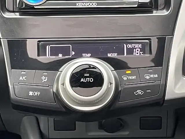 トヨタ プリウス α G ツーリングセレクション 宮城県 2011(平23)年 6.7万km ホワイトパールクリスタルシャイン ワンオーナー/社外オーディオ/（ＦＭ／ＡＭ／ＣＤ／ＡＵＸ／ＵＳＢ）　/パノラマルーフ　/クルーズコントロール　/オートライト　/スマートキー　/プッシュスタート　/ＥＴＣ/スタッドレスタイヤ社外AW/(215/50R17)