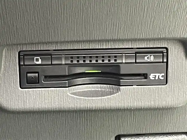 トヨタ プリウス α G ツーリングセレクション 宮城県 2011(平23)年 6.7万km ホワイトパールクリスタルシャイン ワンオーナー/社外オーディオ/（ＦＭ／ＡＭ／ＣＤ／ＡＵＸ／ＵＳＢ）　/パノラマルーフ　/クルーズコントロール　/オートライト　/スマートキー　/プッシュスタート　/ＥＴＣ/スタッドレスタイヤ社外AW/(215/50R17)