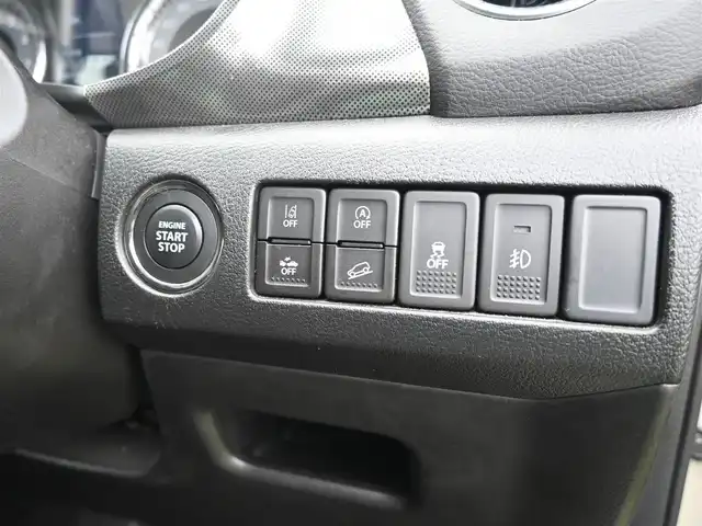 スズキ エスクード 1．4 ターボ 千葉県 2019(令1)年 4.2万km サバンナアイボリーメタリック/ブラック 2トーンルーフ スズキセーフティサポート/レーダークルーズコントロール/アイドリングストップ/社外SDナビ/地デジTV/【DVD/CD再生機能　Bluetooth接続】/バックカメラ/ハーフレザーシート/前席シートヒーター/革巻きステアリング/ステアリングスイッチ/パドルシフト/ETC/ウインカーミラー/純正17インチアルミホイル/サイド/カーテンエアバッグ/携帯リモコン
