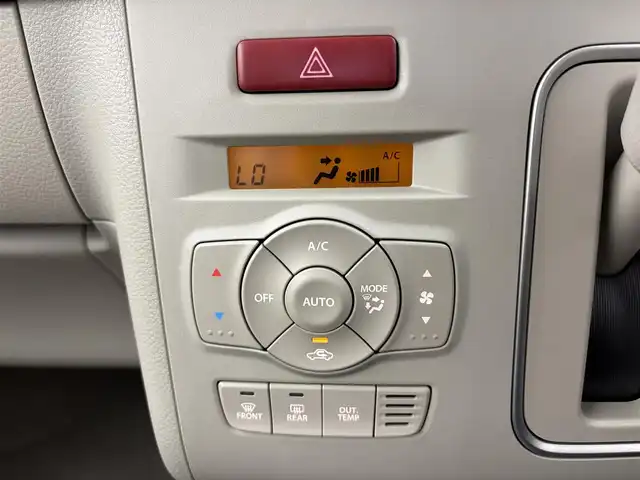 スズキ ラパン ＬＣ L 愛知県 2023(令5)年 0.2万km トラッドカーキメタリック 社外7インチナビ（KENWOOD）/バックカメラ/ワンセグTV/スズキセーフティセンス/衝突被害軽減システム/横滑り防止装置/コーナーセンサー/レーンキープアシスト/オートライト/LEDヘッドライト/シートヒーター/純正AW/純正フロアマット/ETC/プッシュスタート/スマートキー