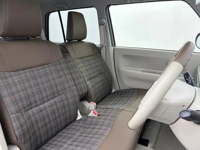 スズキ ラパン ＬＣ L 愛知県 2023(令5)年 0.2万km トラッドカーキメタリック 社外7インチナビ（KENWOOD）/バックカメラ/ワンセグTV/スズキセーフティセンス/衝突被害軽減システム/横滑り防止装置/コーナーセンサー/レーンキープアシスト/オートライト/LEDヘッドライト/シートヒーター/純正AW/純正フロアマット/ETC/プッシュスタート/スマートキー