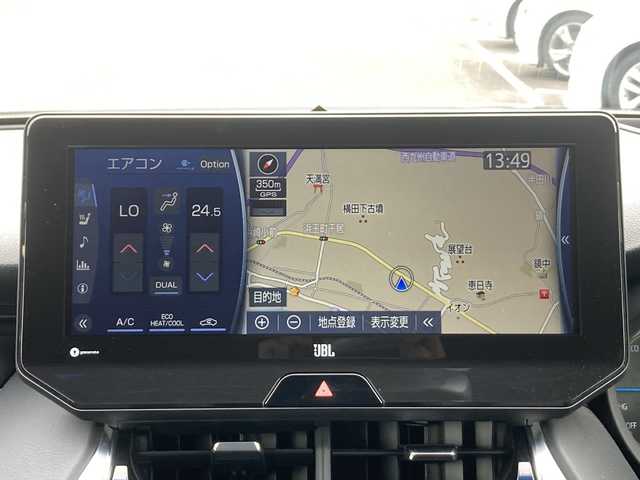 トヨタ ハリアー ハイブリッド Z レザーパッケージ 佐賀県 2021(令3)年 4.4万km ホワイトパールクリスタルシャイン モデリスタエアロ/JBLサウンドシステム/純正12.3インチナビ/パノラマミックビューモニター/プリクラッシュセーフティ/レーンディパーチャーアラート/オートハイビーム/アダプティブクルーズコントロール/ブラインドスポットモニター/クリアランスソナー/リアクロストラフィックアラート/ヘッドアップディスプレイ/デジタルインナーミラー（前方録画機能付き）/電動パーキングブレーキ/オートブレーキホールド/レザーシート/シートヒーター/エアシート/メモリパワーシートシート/ステアリングヒーター/パワーバックドア/ビルトインETC2.0 /プッシュスタート/スマートキー/LEDヘッドライト/フォグライト/純正アルミホイール/社外シーケンシャルウィンカー（リア）