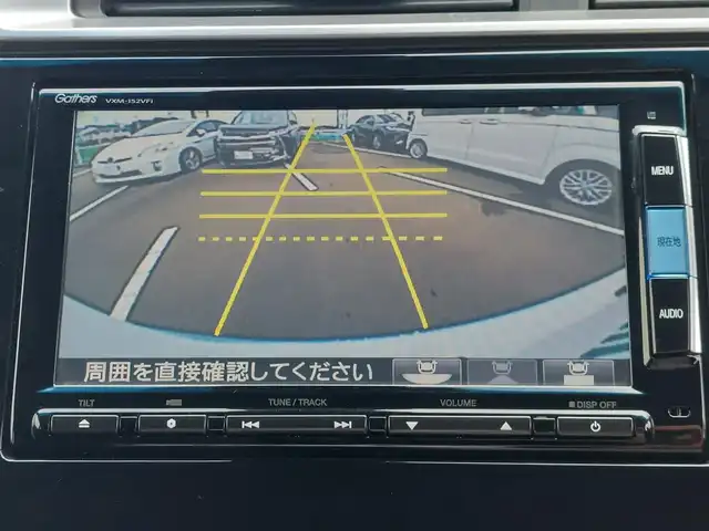 ホンダ フィット ハイブリット Lパッケージ 東京都 2015(平27)年 6.4万km ホワイトオーキッドパール あんしんパッケージ/・シティブレーキアクティブシステム/クルーズコントロール/プッシュスタート/純正ナビ/フルセグTV/バックカメラ/ETC/ハーフレザーシート/LEDヘッドライト/オートライト/ドアバイザー/スマートキー