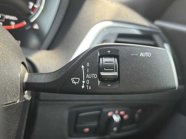 ＢＭＷ Ｍ２４０ｉ クーペ 静岡県 2019(令1)年 2.2万km サファイアブラックP 純正ナビ/・FM/AM/・音楽ライブラリ/・CD/DVD/・Bluetooth/・USB/主要装備/・前席パワーシート/・前席シートヒーター/・サンルーフ/・バックカメラ/・ＥＴＣ/・ドライブレコーダー/・追従クルコン/・パドルシフト/・アイドリングストップ/・ＬＥＤヘッドライト/・オートライト/・レーンキープ/・コーナーセンサー/・横滑り防止装置