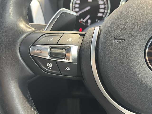 ＢＭＷ Ｍ２４０ｉ クーペ 静岡県 2019(令1)年 2.2万km サファイアブラックP 純正ナビ/・FM/AM/・音楽ライブラリ/・CD/DVD/・Bluetooth/・USB/主要装備/・前席パワーシート/・前席シートヒーター/・サンルーフ/・バックカメラ/・ＥＴＣ/・ドライブレコーダー/・追従クルコン/・パドルシフト/・アイドリングストップ/・ＬＥＤヘッドライト/・オートライト/・レーンキープ/・コーナーセンサー/・横滑り防止装置