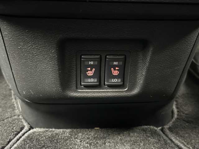 日産 セレナ ハイウェイスター 福島県 2016(平28)年 4.4万km マルーンレッド 2トーン /純正ナビ//クルーズコントロール//ＬＥＤライト//バックカメラ//オートライト//フルセグＴＶ//ＢＴ//フォグライト//ダブルエアコン//純正１５インチアルミ//プッシュスタート//スマートキー