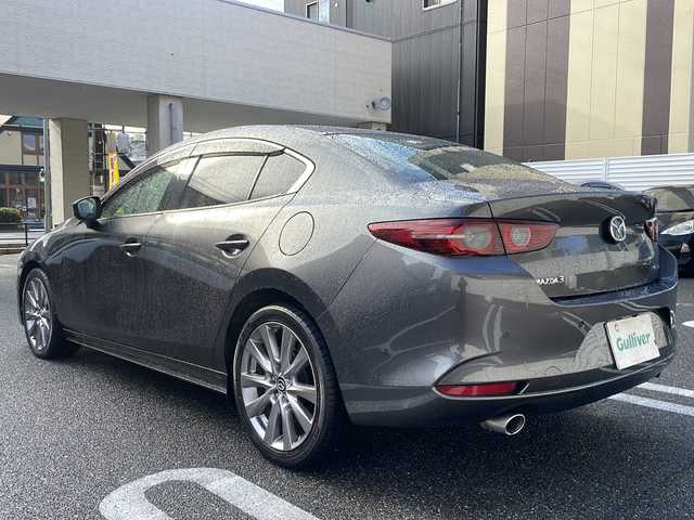 マツダ マツダ３セダン XD Lパッケージ 広島県 2019(令1)年 3.9万km マシーングレープレミアムM /登録時走行距離/　　　　　　　38317キロ/ワンオーナー/i-stop/純正ナビ/全方位モニター/地デジ/黒革シート/シートヒーター/ステアヒーター/クルーズコントロール/HUD/スペアキー×１/ビルトインETC/新車時整備手帳/　　【保証書】/取扱説明書/