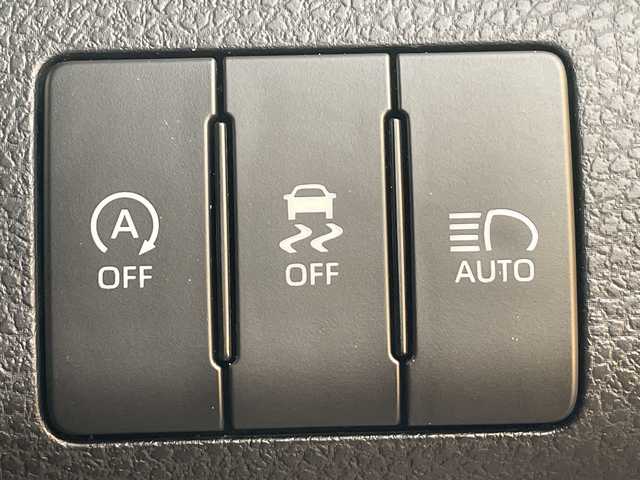 トヨタ ハリアー プログレス 茨城県 2017(平29)年 6.4万km ダークブルーマイカM 純正ナビ　/衝突軽減システム　/ＪＢＬサウンド　/全方位カメラ　/コーナーセンサー前後/ＥＴＣ２．０　/パワーバックドア　/ＬＥＤヘッドライト/パワーシート　/ハーフレザーシート/TRDフロントエアロ/純正ドライブレコーダー　/純正ＡＷ