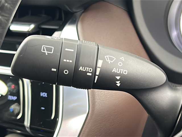 トヨタ ハリアー Z レザーパッケージ 熊本県 2021(令3)年 4.1万km ホワイトパールクリスタルシャイン 純正12.3インチナビ/（AM/FM/BT/TV)/モデリスタエアロ/JBLサウンドスピーカー/デジタルインナーミラー/前後ドライブレコーダー/ETC2.0/ブラインドスポットモニター/トヨタセーフティーセンス/クリアランスソナー/プリクラッシュ/リアクロストラフィックアラート/前席ヒートシーター/前席エアシート/運転席メモリー機能付きパワーシート/ステアリングヒーター/ステアリングスイッチ/レーダークルーズコントロール/パワーバックドア/電動格納ミラー/オートライト/オートハイビーム/純正アルミホイール/純正フロアマット