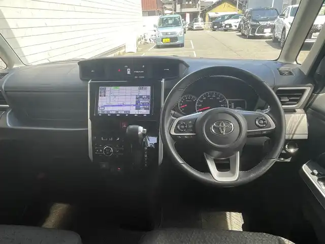 トヨタ ルーミー カスタムG 愛知県 2021(令3)年 2.2万km クールバイオレットクリスタルシャイン 純正9型SDナビ（NSZT-Y68T）/・DVD/Bluetooth／地デジTV/バックカメラ＋全方位カメラ/両側パワースライドドア/スマートアシスト/・衝突回避支援ブレーキ/・誤発進抑制機能/・先行車発進お知らせ/・ACC（アダプティブクルーズコントロール）/前後コーナーセンサー/ETC/コムテック前後ドラレコ（DC-DR652）/電子パーキング/オートブレーキホールド/後席ロールサンシェード/スマートキー＆プッシュスタート/純正14インチAW