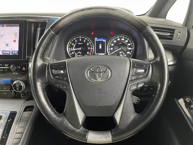 トヨタ アルファード エグゼクティブ ラウンジ S 埼玉県 2018(平30)年 14.8万km ラグジュアリーホワイトパールクリスタルシャインガラスフレーク モデリスタエアロ/サンルーフ/フリップダウンモニター/純正ナビ(フルセグ/AM/FM/Bluetooth)/JBLサウンド/レーントレーシングアシスト/クリアランスソナー/パーキングサポートブレーキ/プリクラッシュセーフティ/ブラインドスポットモニター/リヤクロストラフィックアラート/ロードサインアシスト/nanoe/シートメモリー/ビルトインETC2.0/両側パワースライドドア