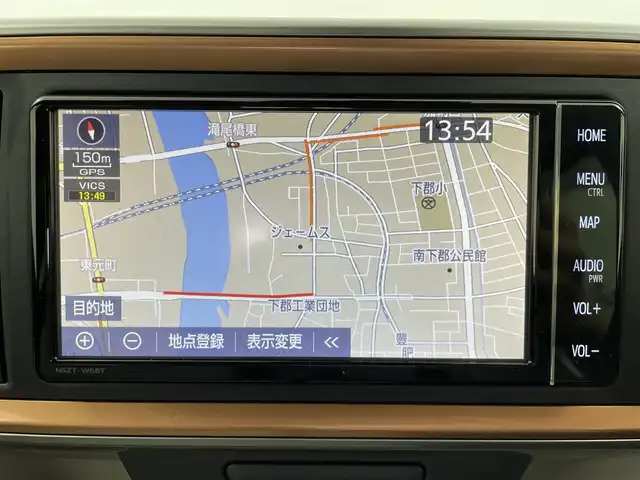 トヨタ パッソ モーダ　チャーム 大分県 2022(令4)年 0.7万km ピンクⅡ ワンオーナー/禁煙車/衝突回避支援システム（スマートアシストIII）/・衝突回避支援ブレーキ機能（対車両・対歩行者）/・衝突警報機能（対車両・対歩行者）/・車線逸脱警報機能/・誤発進抑制制御機能（前方・後方）/・先行車発進お知らせ機能/・オートハイビーム/パノラミックビューモニター/純正SDナビ　型式：NSZT-W68T/【フルセグTV、DVD再生可、BT対応】/ステアリングスイッチ/ビルトインETC/前後ドライブレコーダー/運転席シートヒーター/アイドリングストップ/横滑り防止装置/電動格納ミラー/純正フロアマット/オートライト/LEDヘッドライト/LEDフォグ/コーナーセンサー/保証書、取説、スペアキー有り