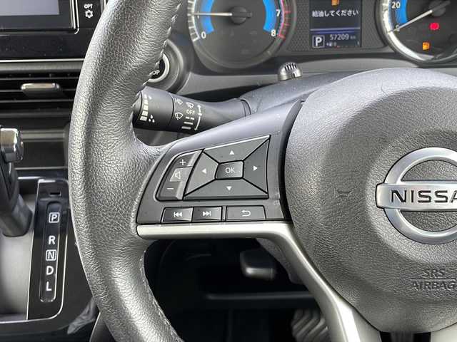 日産 デイズ HWS X プロパイロットED 山口県 2020(令2)年 5.8万km ブラック 純正9インチSDナビ【MM319D-L】/・DVD再生機能有/・フルセグテレビ/・Bluetooth/・USB入力端子/全方位カメラ/バックカメラ/ドライブレコーダー【DJ4-D】/ETC2.0/プロパイロット/レーダークルーズコントロール/ステアリングスイッチ/ステアリングホールド/電動パーキングブレーキ/純正フロアマット/純正14インチアルミホイール/プッシュスタート/スマートキー/アイドリングストップ/エマージェンシーブレーキ/レーンキープアシスト/パーキングアシスト/盗難防止装置