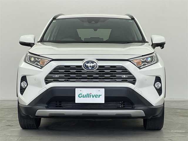 トヨタ ＲＡＶ４ ハイブリッドG 群馬県 2020(令2)年 5.1万km ホワイトパールクリスタルシャイン デジタルインナーミラー　（前後方録画機能付）/＝＝＝＝/純正9インチナビ（NSZT-Y68T)/・CD/DVD/SD/Bluetooth/フルセグTV/バックカメラ /Toyota Safety Sense/・プリクラッシュセーフティ/・レーントレーシングアシスト/・レーダークルーズコントロール/・オートマチックハイビーム/・ロードサインアシスト/・先行車発進告知機能/・パーキングサポートブレーキ（前後方静止物）/・パーキングサポートブレーキ（後方接近車両）＋ブラインドスポットモニター/合皮シート/パワーシート /シートポジションメモリー/シートヒーター /ハンズフリーパワーバックドア/ビルトインETC/スマートキー /プッシュスタート