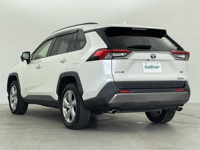 トヨタ ＲＡＶ４ ハイブリッドG 群馬県 2020(令2)年 5.1万km ホワイトパールクリスタルシャイン デジタルインナーミラー　（前後方録画機能付）/＝＝＝＝/純正9インチナビ（NSZT-Y68T)/・CD/DVD/SD/Bluetooth/フルセグTV/バックカメラ /Toyota Safety Sense/・プリクラッシュセーフティ/・レーントレーシングアシスト/・レーダークルーズコントロール/・オートマチックハイビーム/・ロードサインアシスト/・先行車発進告知機能/・パーキングサポートブレーキ（前後方静止物）/・パーキングサポートブレーキ（後方接近車両）＋ブラインドスポットモニター/合皮シート/パワーシート /シートポジションメモリー/シートヒーター /ハンズフリーパワーバックドア/ビルトインETC/スマートキー /プッシュスタート
