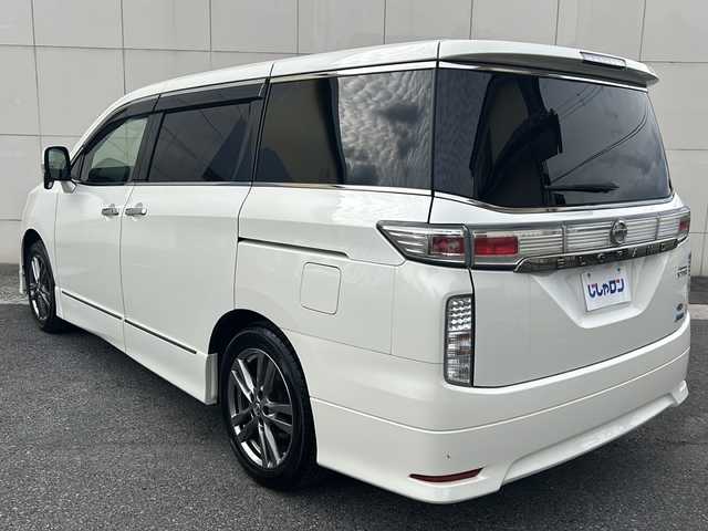 日産 エルグランド 250HWS アーバンクロム 埼玉県 2012(平24)年 8.7万km ブリリアントホワイトパール (株)IDOMが運営する【じしゃロン熊谷店】の自社ローン専用車両になりますこちらは現金またはオートローンご利用時の価格です。自社ローンご希望の方は別途その旨お申付け下さい/社外8インチHDDナビ　VIE-X088VS/　CD/DVD/DTV/Bluetooth/フリップダウンモニター　PCX-R3500/両側パワースライドドア/純正フロアマット/ETC/ハーフレザーシート/純正18インチAW/スマートキー
