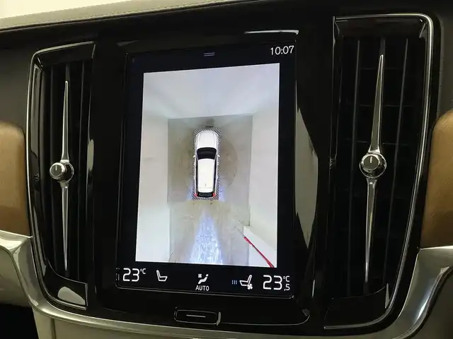 ボルボ Ｖ９０ D4 インスクリプション 宮城県 2018(平30)年 3.4万km ライトブルーＭ /サンルーフ//レザーシート//ACC//BSM//ハーマンカードンサウンド//カラーHUD//クリアランスソナー//ドライブレコーダー前後//ブロンドレザーシート　//４ゾーンＡＣ　//３６０°カメラ　//ＣｉｔｙＳａｆｅｔｙ　//前後シートＨ　//ステアリングＨ　//パワーテールゲート　//１８ｉｎＡＷ//純正ルーフキャリア