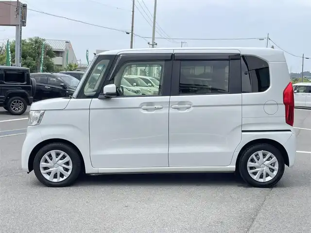 ホンダ Ｎ ＢＯＸ G L ターボ ホンダセンシング 愛媛県 2020(令2)年 4.7万km プラチナホワイトパール 純正7インチナビ(Bluetooth/CD)/ETC/レーダークルーズコントロール/両側パワースライドドア/パドルシフト/前席シートヒーター/前後ドライブレコーダー/純正フロアマット/アイドリングストップ/レーンキープアシスト/コーナーセンサー/オートLEDヘッドライト/横滑り防止装置/盗難防止装置/衝突軽減装置/カーテンエアバッグ/ABS