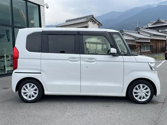 ホンダ Ｎ ＢＯＸ G L ターボ ホンダセンシング 愛媛県 2020(令2)年 4.7万km プラチナホワイトパール 純正7インチナビ(Bluetooth/CD)/ETC/レーダークルーズコントロール/両側パワースライドドア/パドルシフト/前席シートヒーター/前後ドライブレコーダー/純正フロアマット/アイドリングストップ/レーンキープアシスト/コーナーセンサー/オートLEDヘッドライト/横滑り防止装置/盗難防止装置/衝突軽減装置/カーテンエアバッグ/ABS