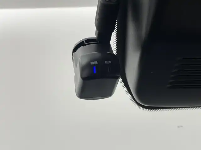 日産 オーラ G レザーエディション 埼玉県 2022(令4)年 1.9万km バーガンディー プロパイロット　ＢＯＳＥサウンド　純正９インチディスプレイオーディオ　アラウンドビュー　ＢＳＩ　ＥＴＣ２．０　前後ドラレコ　レーダークルーズ　インテリジェントルームミラー　ワイヤレス充電　ＨＤＭＩ