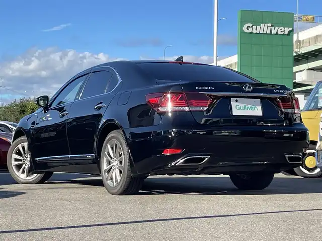レクサス ＬＳ 600h バージョンL 愛知県 2017(平29)年 9.9万km ブラック 純正メーカーナビ/（CD/DVD/フルセグTV/ブルーレイ/HDMI/USB）/フルセグTV/バックカメラ/マークレビンソンサウンドシステム/リアエンターテイメントシステム/ビルトイン2.0ETC/純正18インチAW/クルーズコントロール/クリアランスソナー /ドライブレコーダー/レザーシート /前席メモリー付きパワーシート/全席シートヒーター /エアシート /ハンドルヒーター /電動リアサンシェード/取説、保証書
