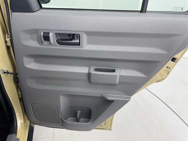 ダイハツ タフト G 愛知県 2020(令2)年 4万km サンドベージュメタリック 純正ナビ/・Bluetooth/・CD/DVD/・フルセグテレビ/・SD音楽録音/・FM/AM/バックカメラ/前方ドライブレコーダー/ガラスルーフ/スマートアシストIII/衝突回避支援ブレーキ/衝突警報/誤発進抑制制御/先行車発進お知らせ機能/車線逸脱警報/車線逸脱抑制装置/オートハイビーム/LKC/標識認識機能/電動パーキングブレーキ/オートブレーキホールド/ルーフレール/スペアキー