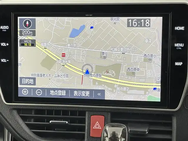 トヨタ ノア Si ダブルバイビーⅢ 千葉県 2020(令2)年 7万km ホワイトパールクリスタルシャイン 禁煙車/プリクラッシュセーフティ（PCS）/パーキングサポートブレーキ（PKSB）/レーンディパーチャーアラート（LDA）/純正10インチナビ/・NSZN-Z68T/・CD/DVD/BT/フルセグ/純正12.1インチフリップダウンモニター/ハーフレザーシート/クリアランスソナー/クルーズコントロール/両側電動スライドドア/LEDヘッドライト/オートライト/ビルトインETC2.0/アイドリングストップ