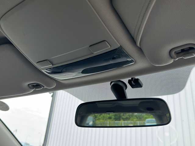 スバル レガシィ ツーリングワゴン 2．0i 愛媛県 2004(平16)年 11万km アーバングレーメタリック 純正オーディオ/ETC/４WD/フォグランプ/社外１６インチアルミホイール/純正フロアマット/リモコンキー/保証書/取扱説明書