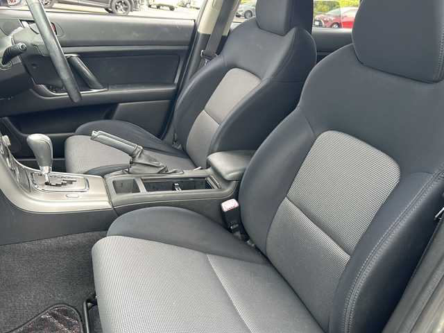 スバル レガシィ ツーリングワゴン 2．0i 愛媛県 2004(平16)年 11万km アーバングレーメタリック 純正オーディオ/ETC/４WD/フォグランプ/社外１６インチアルミホイール/純正フロアマット/リモコンキー/保証書/取扱説明書