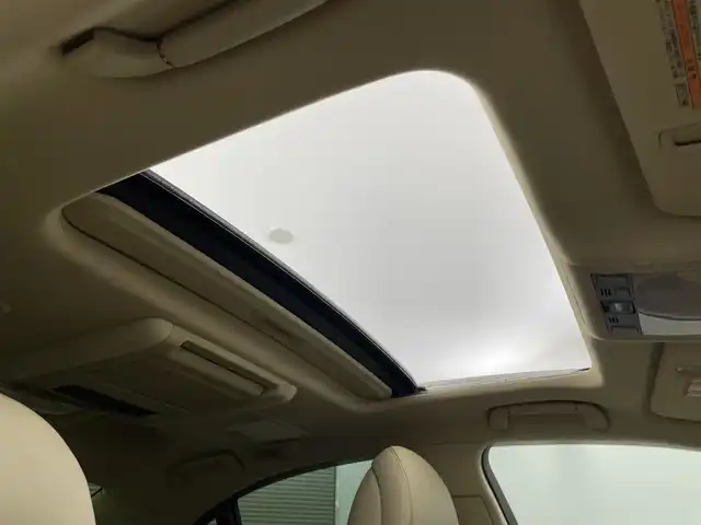 レクサス ＬＳ 460 バージョンU 群馬県 2006(平18)年 8.5万km ホワイトパールクリスタルシャイン マークレビンソン　プレミアムオーディオ/サンルーフ/－－－－－－－－－－－－/純正HDDメーカーナビ/・CD/DVD/MD/MSV(HDD)/フルセグTV/－－－－－－－－－－－－/サンルーフ　マークレビンソン　純正メーカーＨＤＤナビ　バックカメラ　ベージュ本革シート　シートベンチレーション　ステアリングヒーター　ＥＴＣ　追従クルーズ　ＬＫＡ　ＰＣＳ　電動サンシェード　　禁煙車