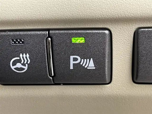 レクサス ＬＳ 460 バージョンU 群馬県 2006(平18)年 8.5万km ホワイトパールクリスタルシャイン マークレビンソン　プレミアムオーディオ/サンルーフ/－－－－－－－－－－－－/純正HDDメーカーナビ/・CD/DVD/MD/MSV(HDD)/フルセグTV/－－－－－－－－－－－－/サンルーフ　マークレビンソン　純正メーカーＨＤＤナビ　バックカメラ　ベージュ本革シート　シートベンチレーション　ステアリングヒーター　ＥＴＣ　追従クルーズ　ＬＫＡ　ＰＣＳ　電動サンシェード　　禁煙車