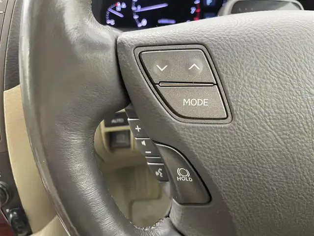 レクサス ＬＳ 460 バージョンU 群馬県 2006(平18)年 8.5万km ホワイトパールクリスタルシャイン マークレビンソン　プレミアムオーディオ/サンルーフ/－－－－－－－－－－－－/純正HDDメーカーナビ/・CD/DVD/MD/MSV(HDD)/フルセグTV/－－－－－－－－－－－－/サンルーフ　マークレビンソン　純正メーカーＨＤＤナビ　バックカメラ　ベージュ本革シート　シートベンチレーション　ステアリングヒーター　ＥＴＣ　追従クルーズ　ＬＫＡ　ＰＣＳ　電動サンシェード　　禁煙車
