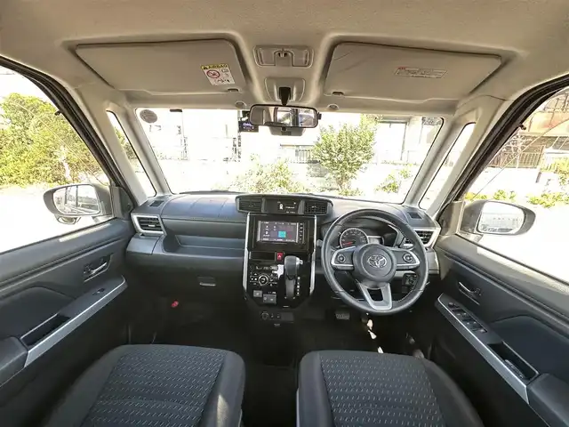 トヨタ ルーミー カスタムG－T 東京都 2021(令3)年 1.8万km 紺Ｍ ナビゲーション　/フルセグテレビ１　/ＣＤ　/ＡＵＸ接続　/ブルートゥース接続　/バックカメラ　/ETC/ドライブレコーダー/スマートキー/衝突軽減ブレーキ　/車線逸脱警報　/アイドリングストップ　/両側パワースライドドア　/シートヒーター　/保証書　/取扱説明書/整備手帳