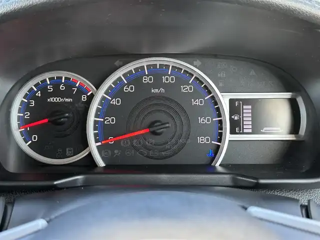 トヨタ ルーミー カスタムG－T 東京都 2021(令3)年 1.8万km 紺Ｍ ナビゲーション　/フルセグテレビ１　/ＣＤ　/ＡＵＸ接続　/ブルートゥース接続　/バックカメラ　/ETC/ドライブレコーダー/スマートキー/衝突軽減ブレーキ　/車線逸脱警報　/アイドリングストップ　/両側パワースライドドア　/シートヒーター　/保証書　/取扱説明書/整備手帳