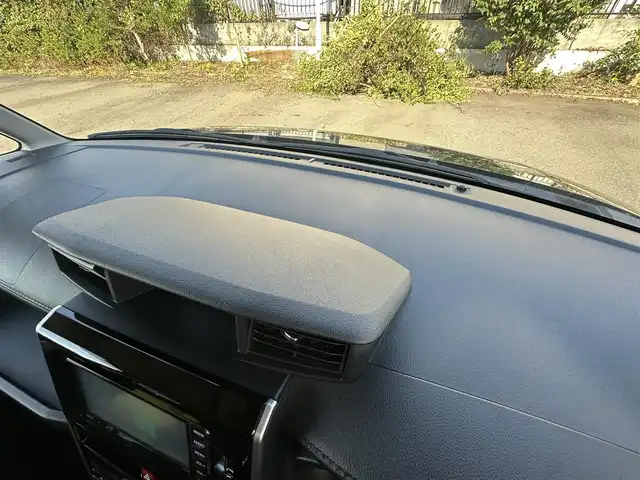 トヨタ ルーミー カスタムG－T 東京都 2021(令3)年 1.8万km 紺Ｍ ナビゲーション　/フルセグテレビ１　/ＣＤ　/ＡＵＸ接続　/ブルートゥース接続　/バックカメラ　/ETC/ドライブレコーダー/スマートキー/衝突軽減ブレーキ　/車線逸脱警報　/アイドリングストップ　/両側パワースライドドア　/シートヒーター　/保証書　/取扱説明書/整備手帳