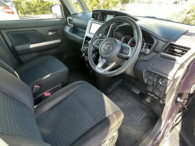 トヨタ ルーミー カスタムG－T 東京都 2021(令3)年 1.8万km 紺Ｍ ナビゲーション　/フルセグテレビ１　/ＣＤ　/ＡＵＸ接続　/ブルートゥース接続　/バックカメラ　/ETC/ドライブレコーダー/スマートキー/衝突軽減ブレーキ　/車線逸脱警報　/アイドリングストップ　/両側パワースライドドア　/シートヒーター　/保証書　/取扱説明書/整備手帳