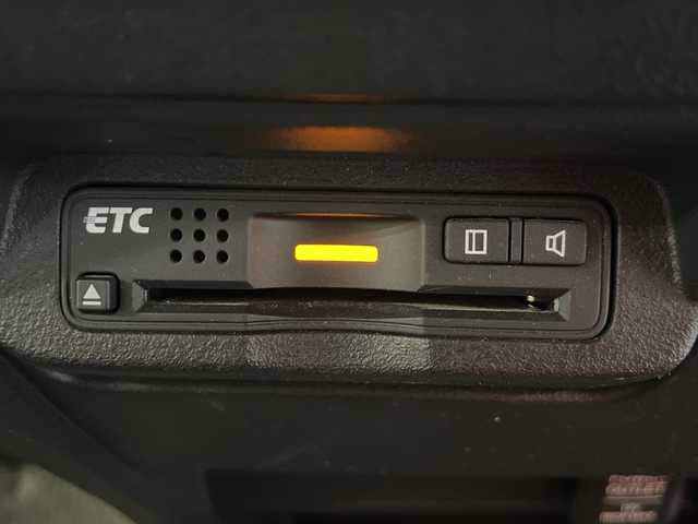 ホンダ フリード Gエアロ 神奈川県 2015(平27)年 4.2万km スーパープラチナメタリック 純正7インチナビ/車線逸脱警報/革ステアリング/バックカメラ/ハーフレザーシート/両側パワースライドドア/横滑り防止装置/ETC/LEDヘッドライト/オートライト/ウィンカーミラー/電動格納ミラー/純正15インチAW/スマートキー/フロアマット/純正エアロ（サイド・リア）